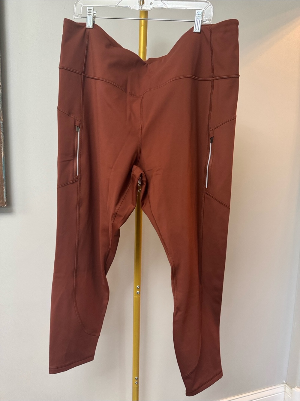 Athleta rainier tight rust Brown High-Rise Performance Leggings Zip Pockets NWOT